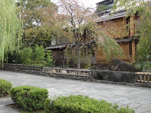 DSC00894-R.JPG DSC00894-R.JPG