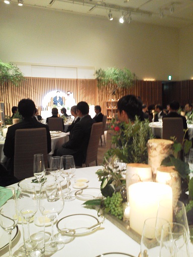 NEC_0023.JPG NEC_0023.JPG